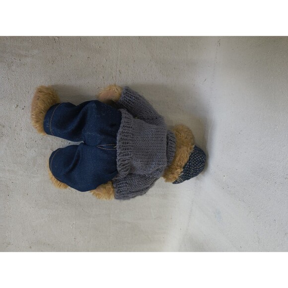 Rich Brand Classic Plush Teddy Bear With Jeans A Sweater And A Ball Cap - Picture 4 of 6